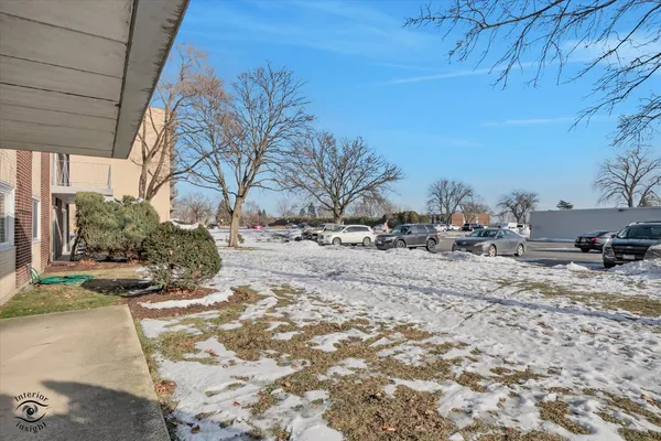 $170,000 | 2900 Maple Avenue, Unit 22A, Downers Grove, IL 60515