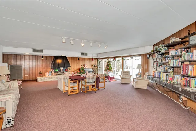 $179,000 | 2900 Maple Avenue, Unit 22A, Downers Grove, IL 60515