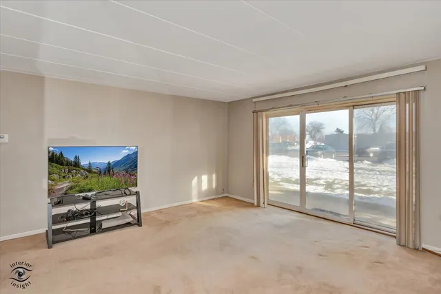 $179,000 | 2900 Maple Avenue, Unit 22A, Downers Grove, IL 60515