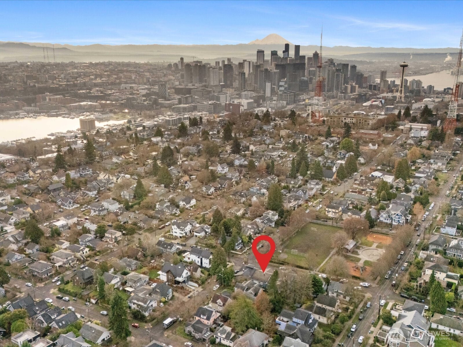 166 Newton Street Seattle, WA 98109 - Photo 4 of 25