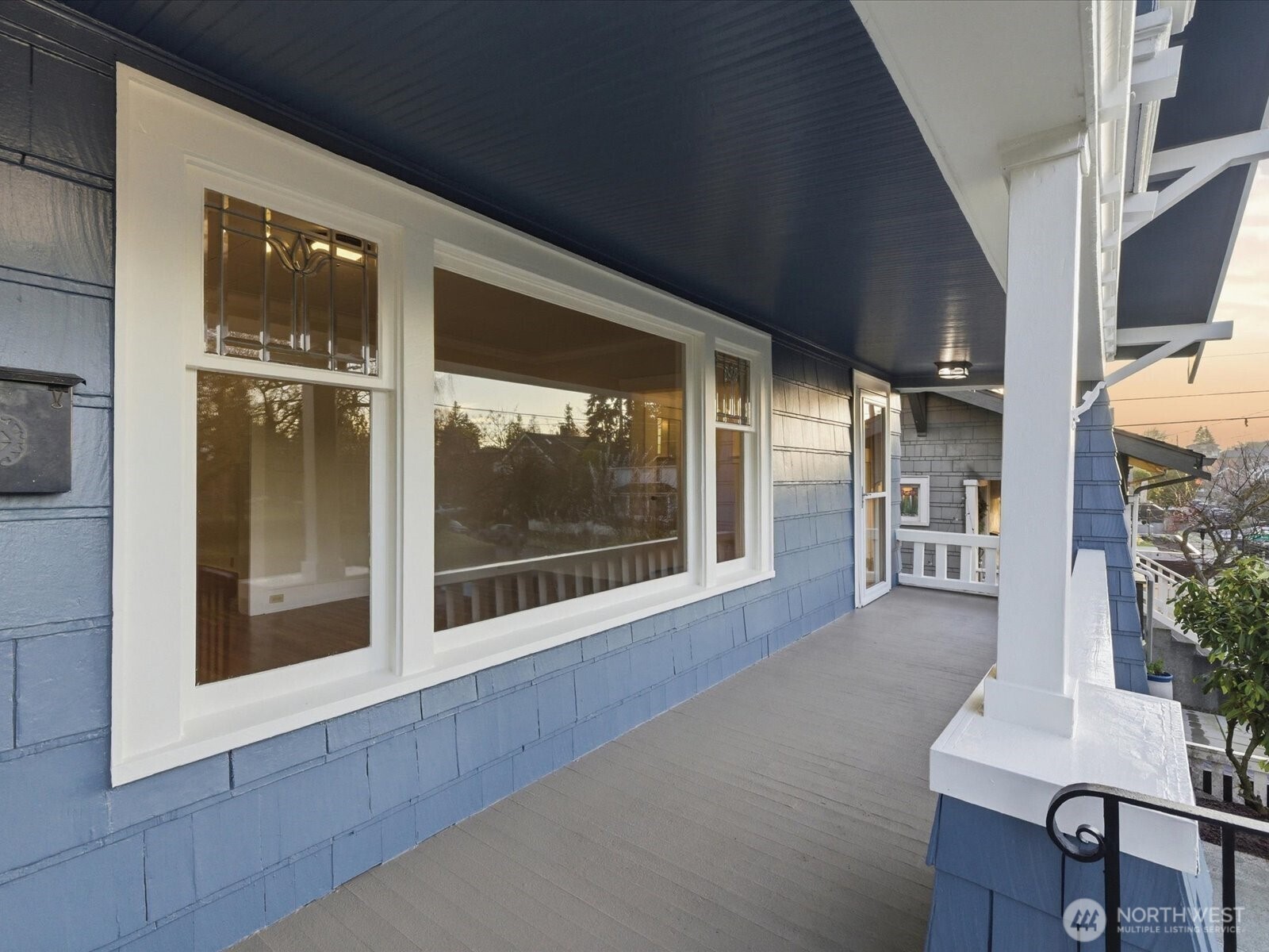 166 Newton Street Seattle, WA 98109 - Photo 5 of 25