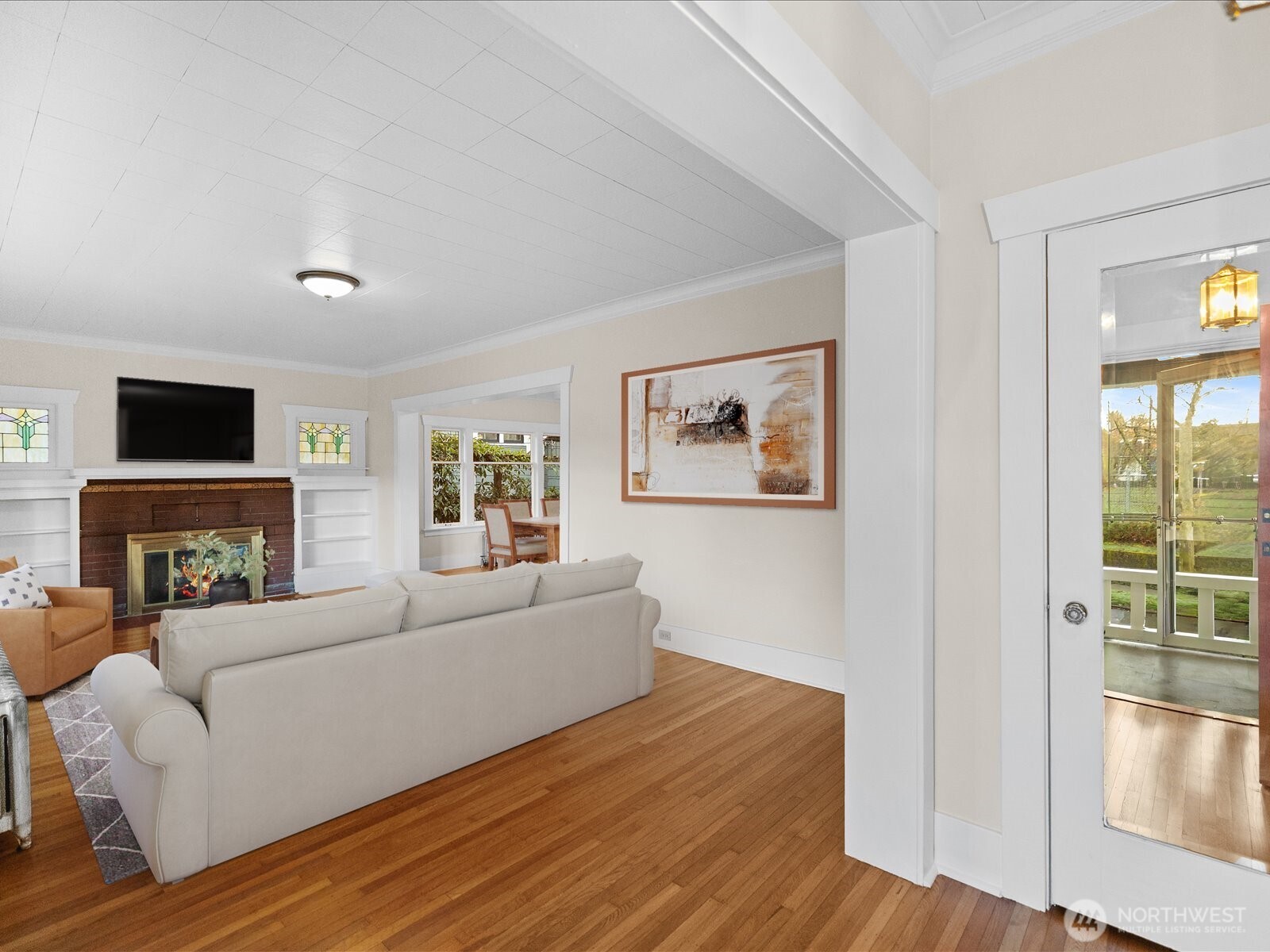 166 Newton Street Seattle, WA 98109 - Photo 7 of 25