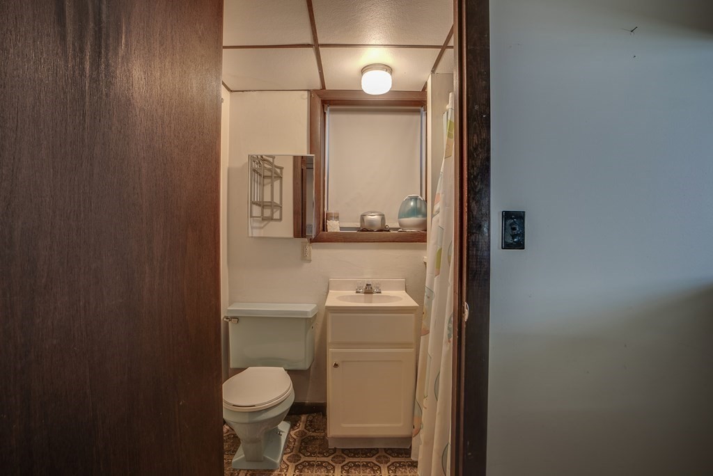153 Lantern Road Revere, MA 02151 - Photo 29 of 42 Gallery Image 29