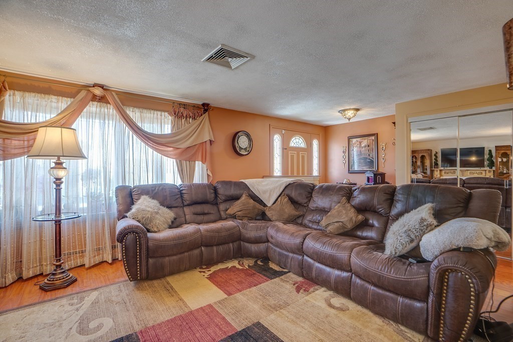 153 Lantern Road Revere, MA 02151 - Photo 5 of 42 Gallery Image 5