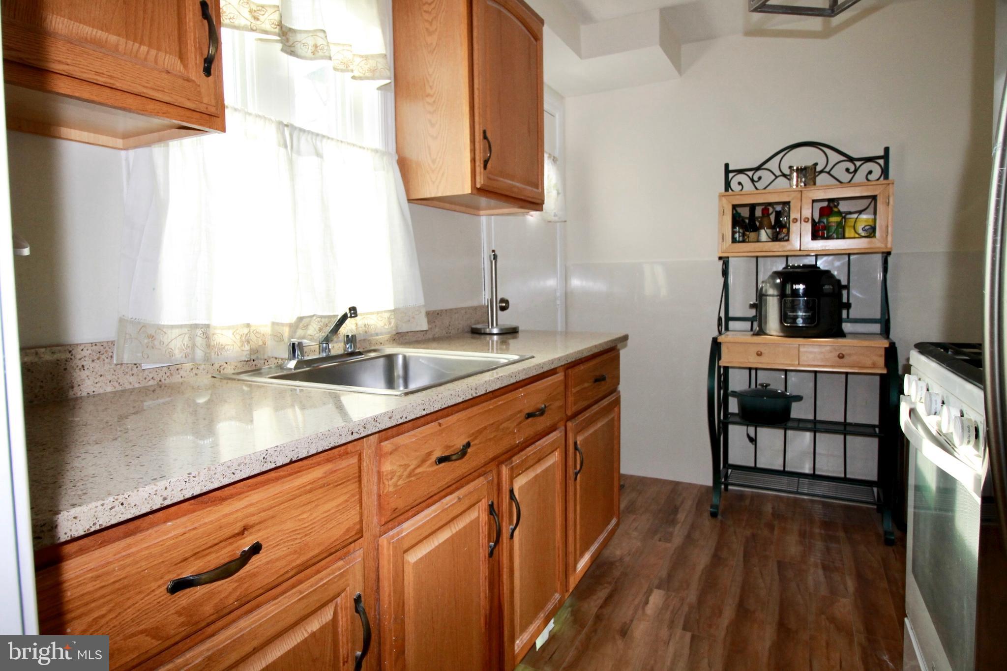 2951 Croyden Road Harrisburg, PA 17104 - Photo 8 of 22 Gallery Image 8