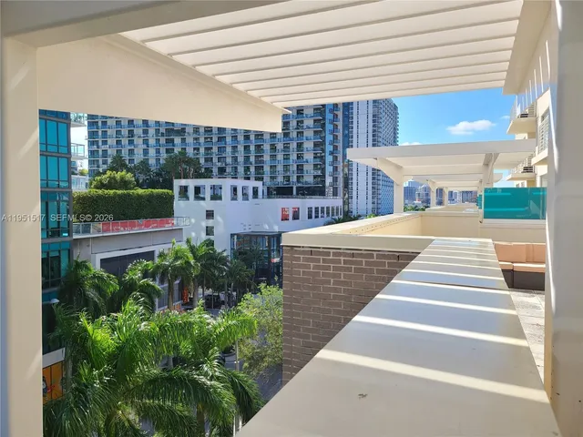 $585,000 | 3250 Northeast 1st Avenue, Unit 518, Miami, FL 33127