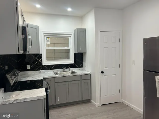 $1,300 | 222 West Patterson Street, Unit 2, Lansford, PA 18232