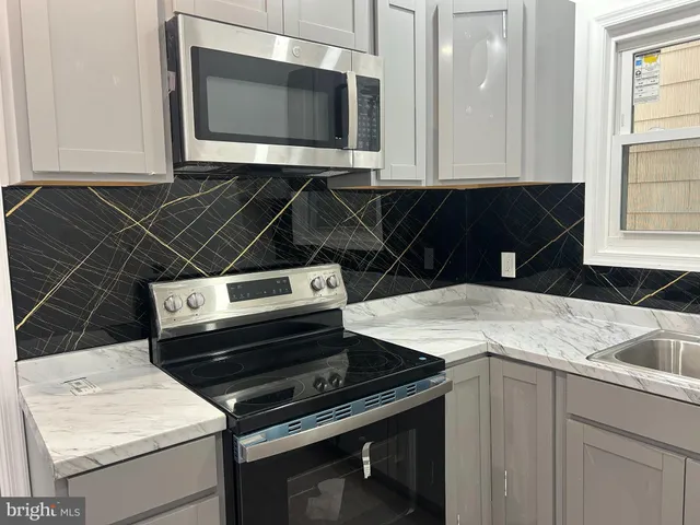 $1,300 | 222 West Patterson Street, Unit 2, Lansford, PA 18232