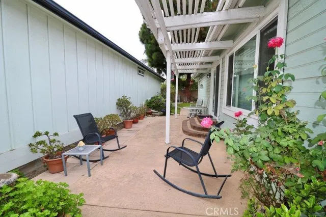 $394,600 | 2544 Forest Lake, Unit 20, Santa Ana, CA 92705