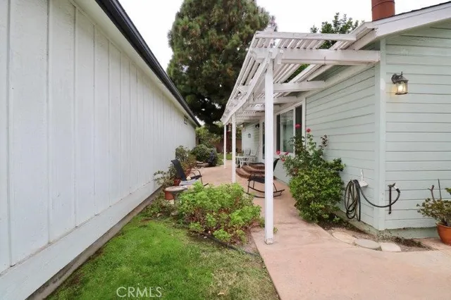 $394,600 | 2544 Forest Lake, Unit 20, Santa Ana, CA 92705