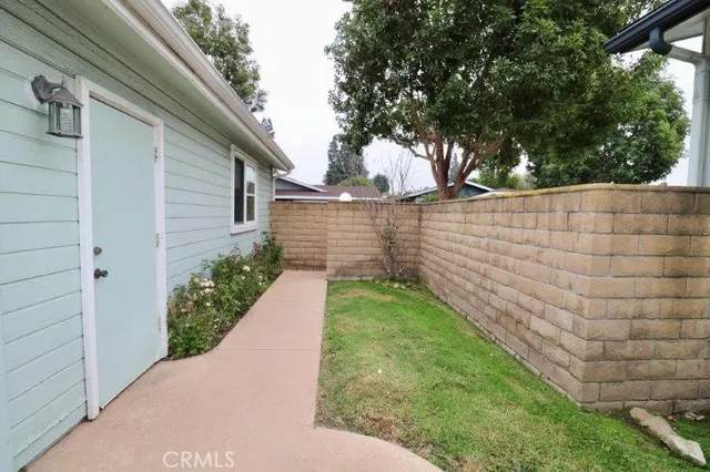 $394,600 | 2544 Forest Lake, Unit 20, Santa Ana, CA 92705