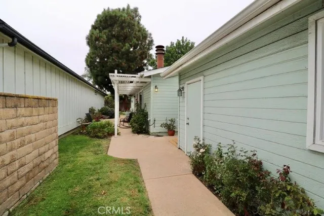 $394,600 | 2544 Forest Lake, Unit 20, Santa Ana, CA 92705