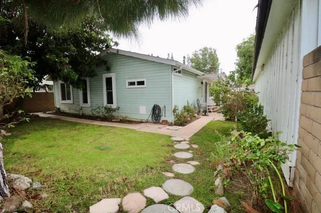 $394,600 | 2544 Forest Lake, Unit 20, Santa Ana, CA 92705