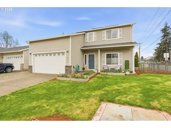 $525,000 | 641 Mary Drive, Molalla, OR 97038