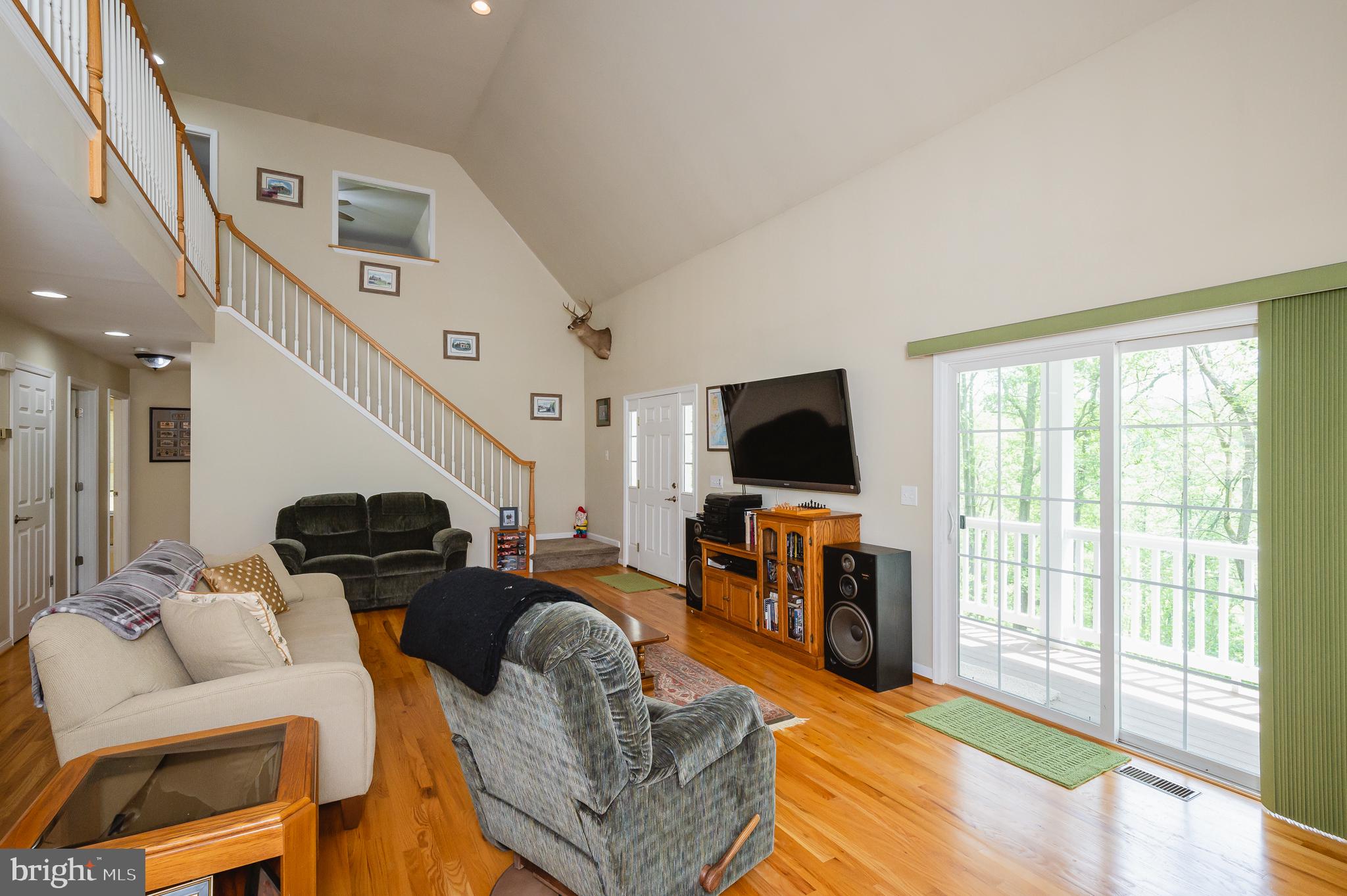 16400 Falls Road Monkton, MD 21111 - Photo 17 of 44 Bright and Sunny