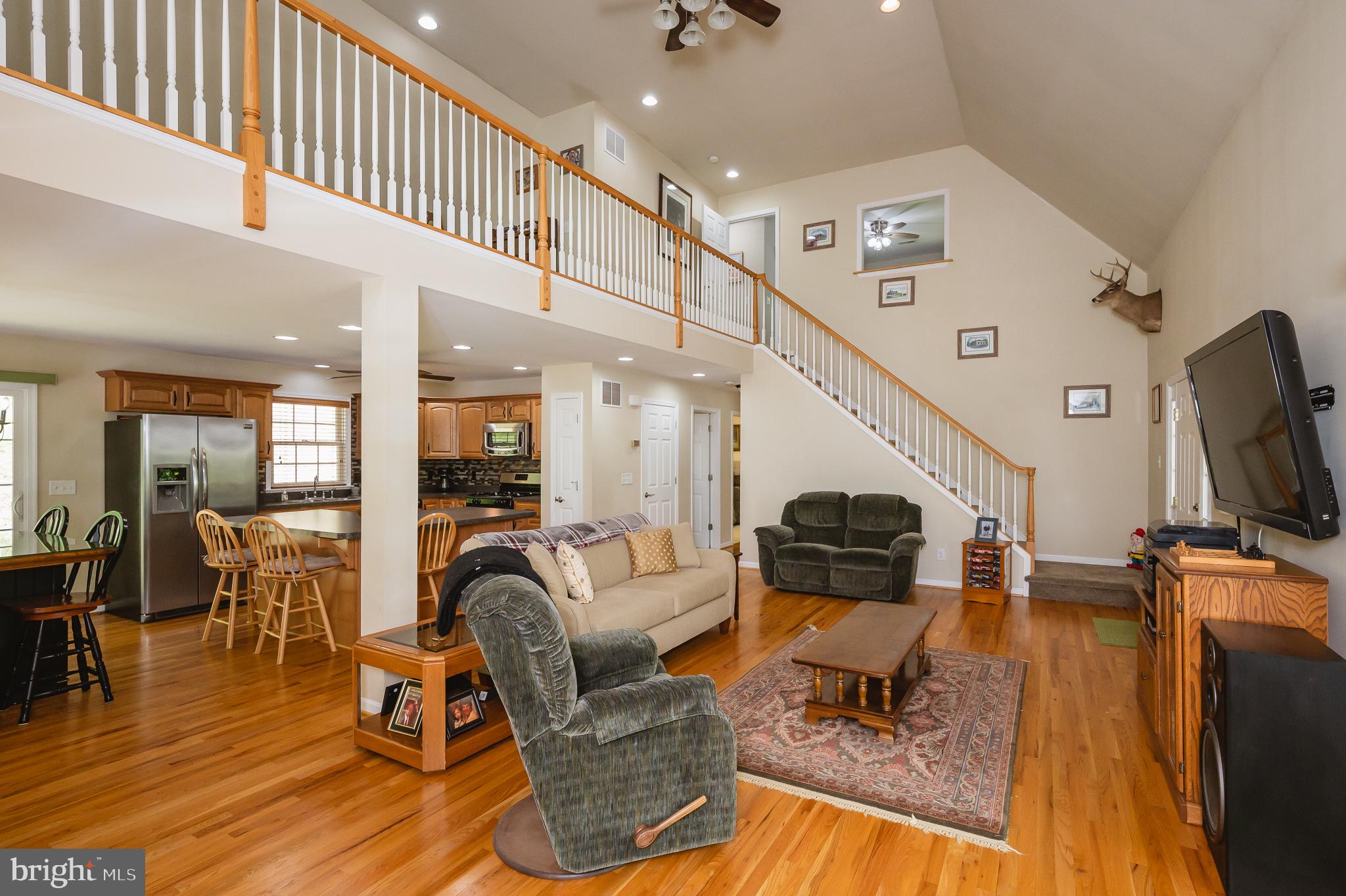16400 Falls Road Monkton, MD 21111 - Photo 20 of 44 Upper-level loft area