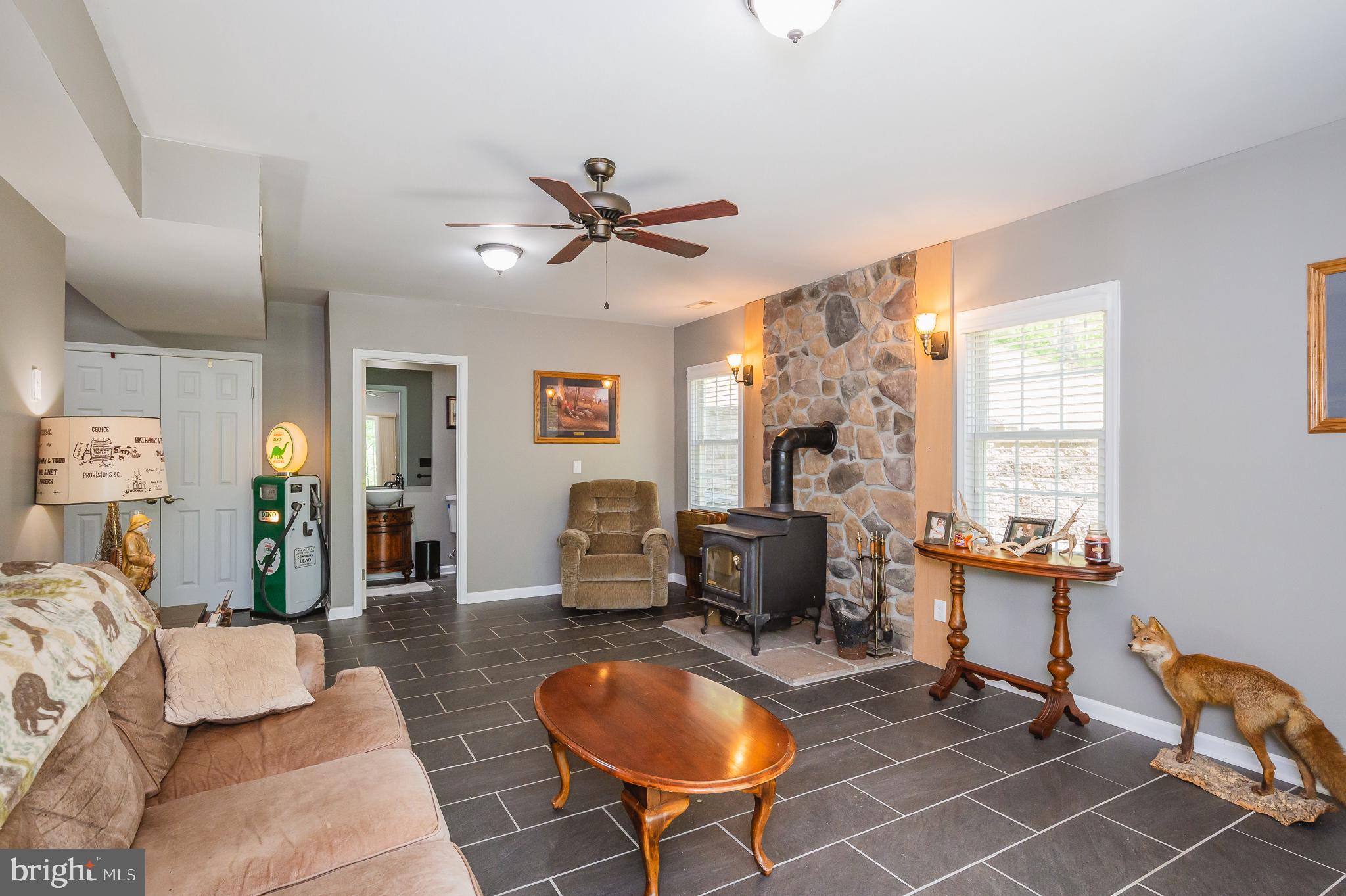 16400 Falls Road Monkton, MD 21111 - Photo 23 of 44 cozy cabin feel