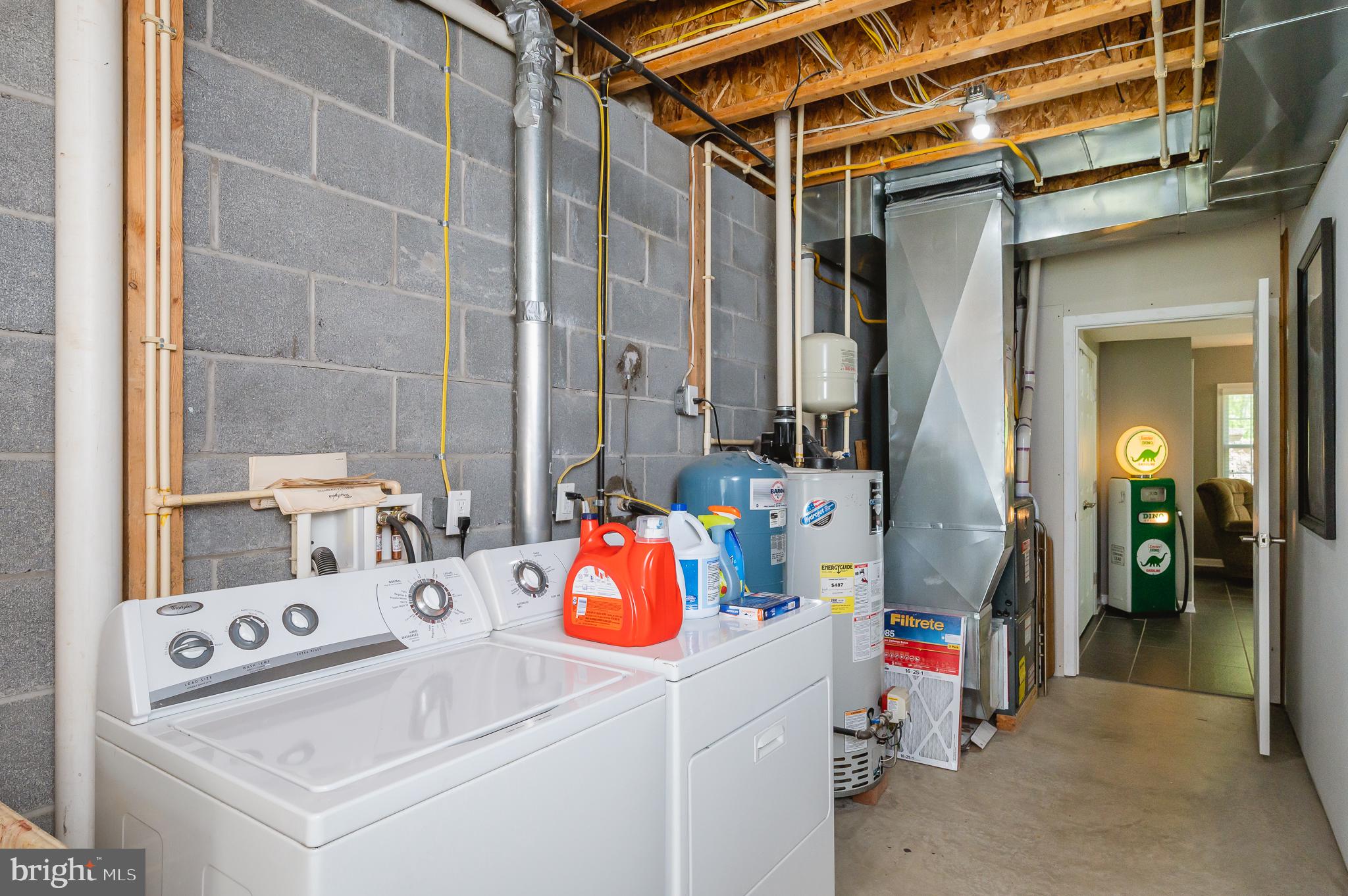16400 Falls Road Monkton, MD 21111 - Photo 26 of 44 Utility Room