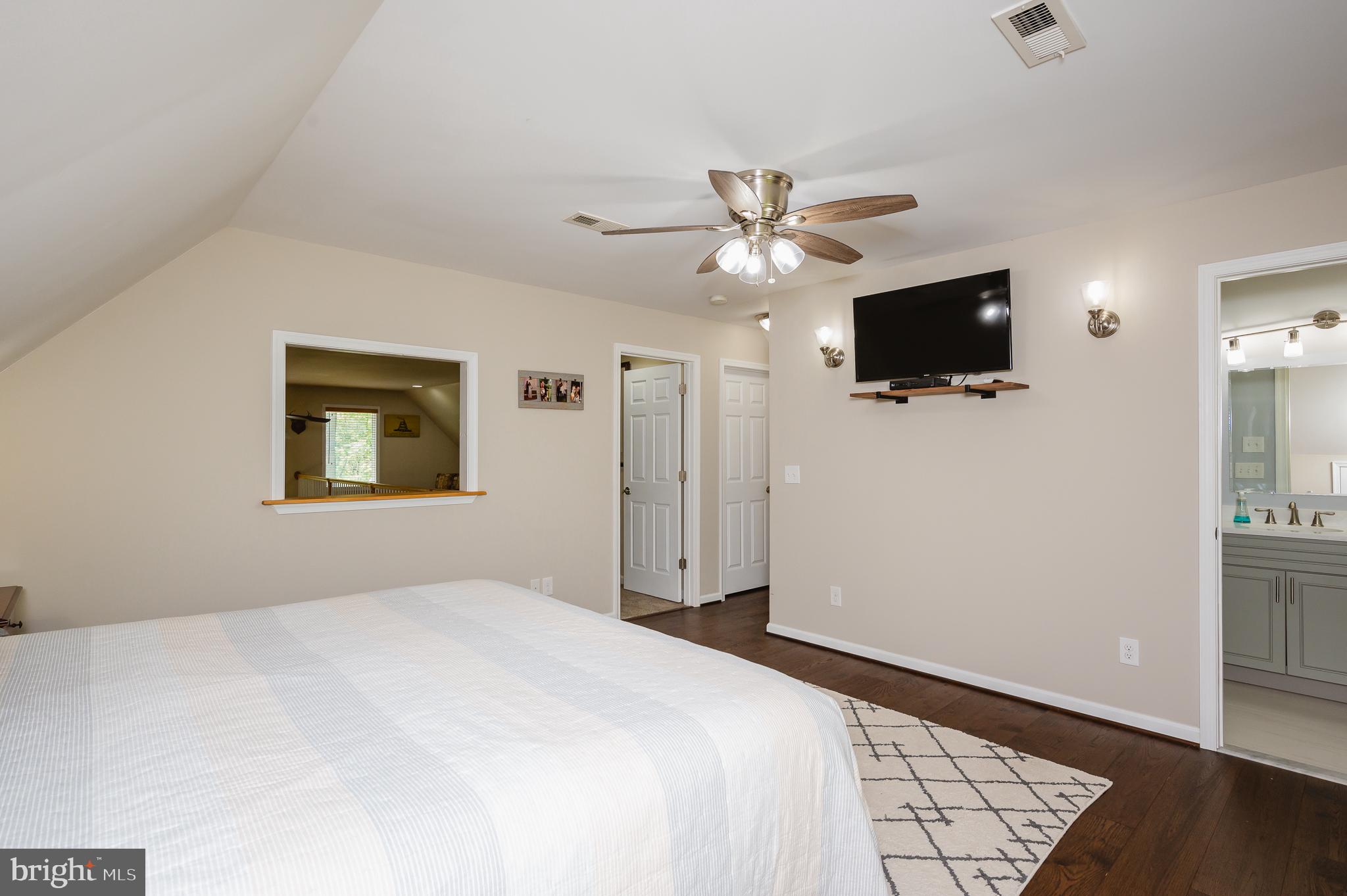 16400 Falls Road Monkton, MD 21111 - Photo 31 of 44 Upper-level Bedroom