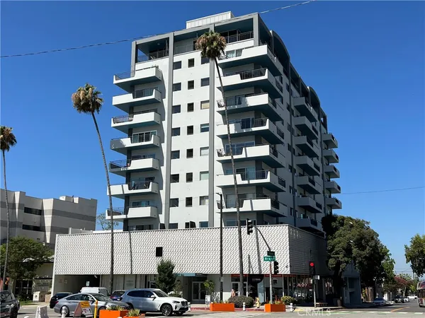 $5,000 | 1155 North Brand Boulevard, Unit 706, Glendale, CA 91202
