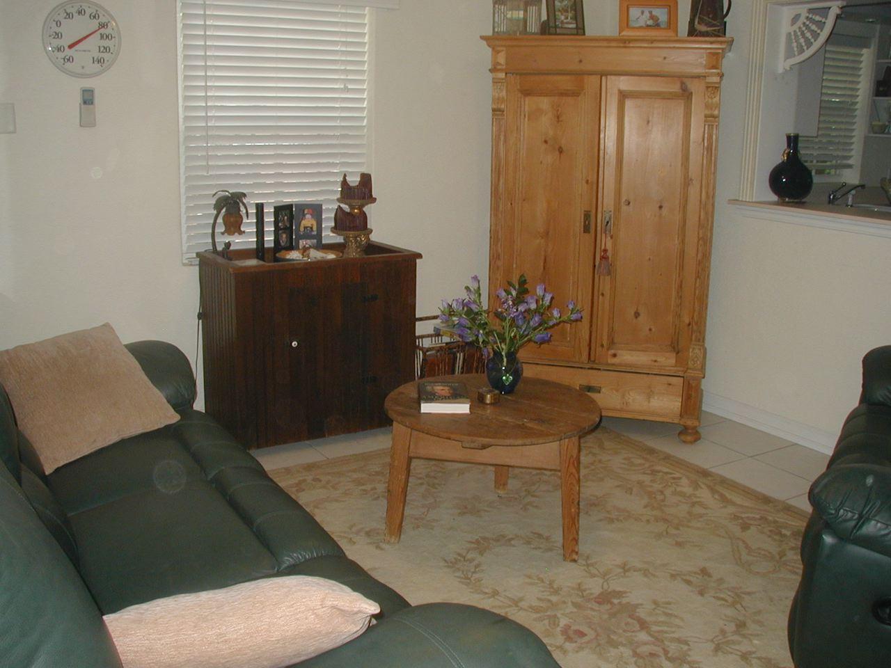 196 Coral Road Islamorada, FL 33036 - Photo 2 of 5 living room