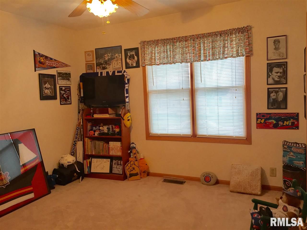 127 Cahokia Road Marquette Heights, IL 61554 - Photo 9 of 19 Gallery Image 9