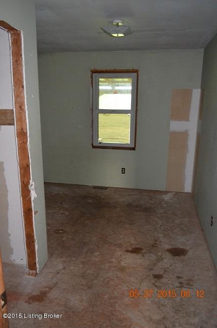 3199 Roberts Road Bardstown, KY 40004 - Photo 7 of 13 DSC_1195