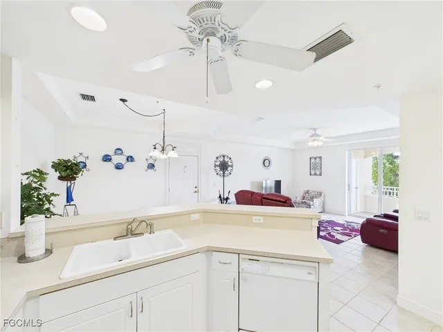 $199,000 | 1518 Southwest 50th Street, Unit 303, Cape Coral, FL 33914