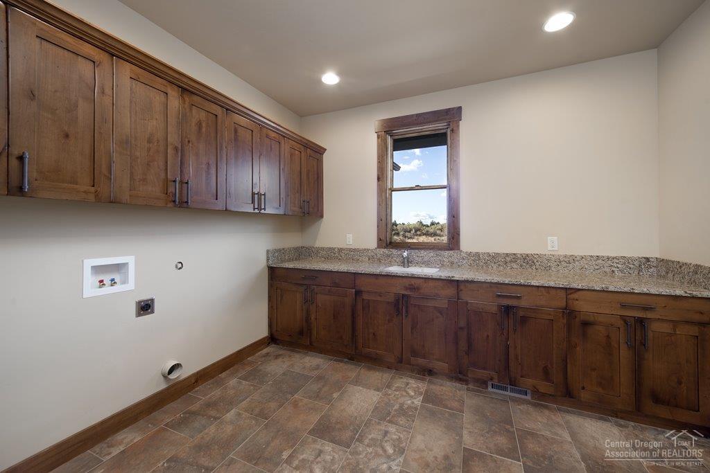 16649 Southwest Ranchview Court Powell Butte, OR 97753 - Photo 10 of 25 Additional Photo