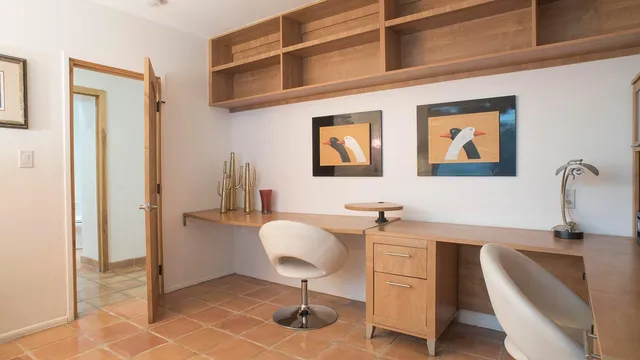 $3,900 | 559 South Mountain View Drive, Palm Springs, CA 92264