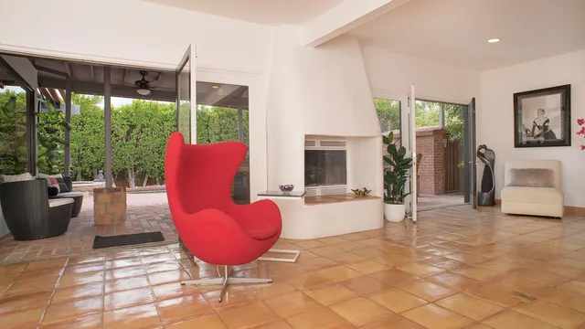 $3,900 | 559 South Mountain View Drive, Palm Springs, CA 92264