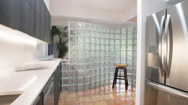 $3,900 | 559 South Mountain View Drive, Palm Springs, CA 92264