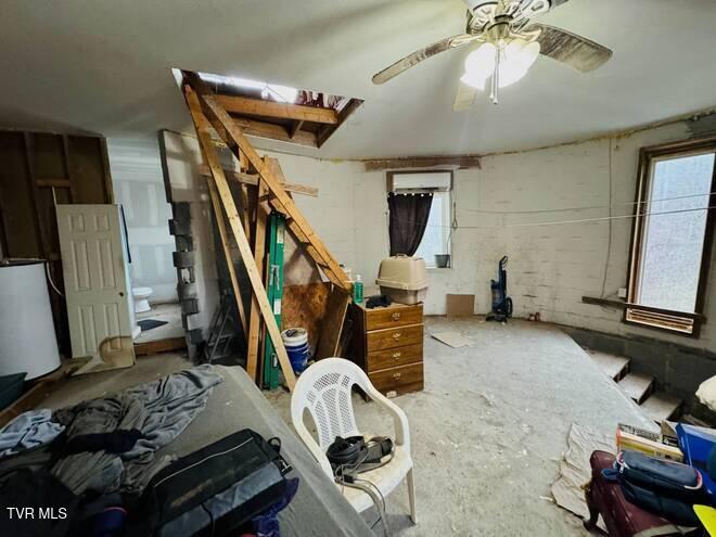 115 Old Cemetery Road Greeneville, TN 37745 - Photo 4 of 17 4