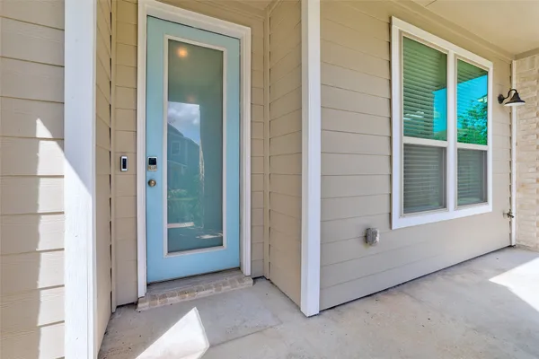 $2,100 | 8518 Leroi Drive, Austin, TX 78744