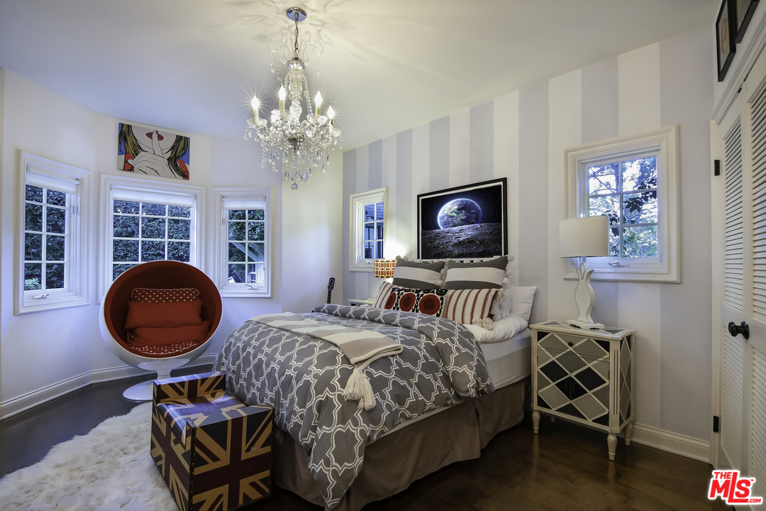4179 Valley Meadow Road Encino, CA 91436 - Photo 40 of 49 Gallery Image 40