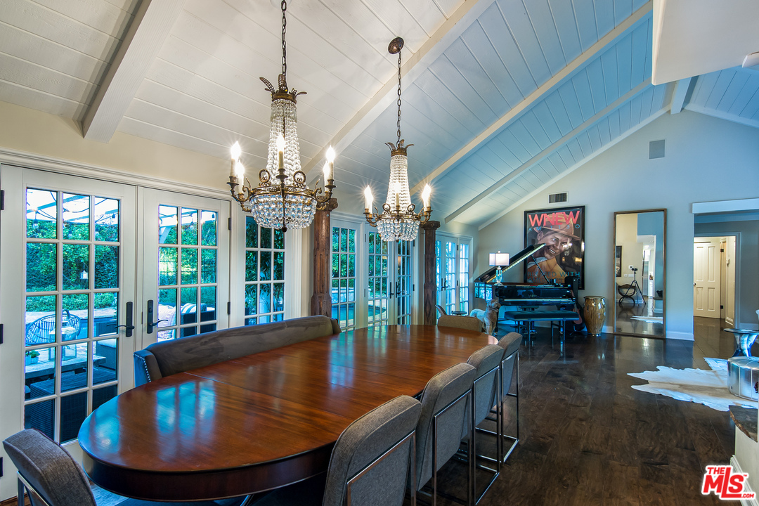 4179 Valley Meadow Road Encino, CA 91436 - Photo 8 of 49 Gallery Image 8