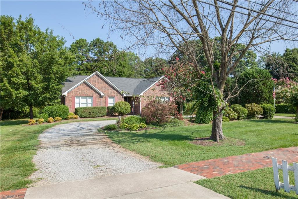 721 Guilford Road Jamestown, NC 27282 - Photo 1 of 29 Gallery Image 1
