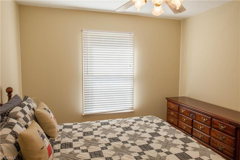 721 Guilford Road Jamestown, NC 27282 - Photo 19 of 29 Gallery Image 19