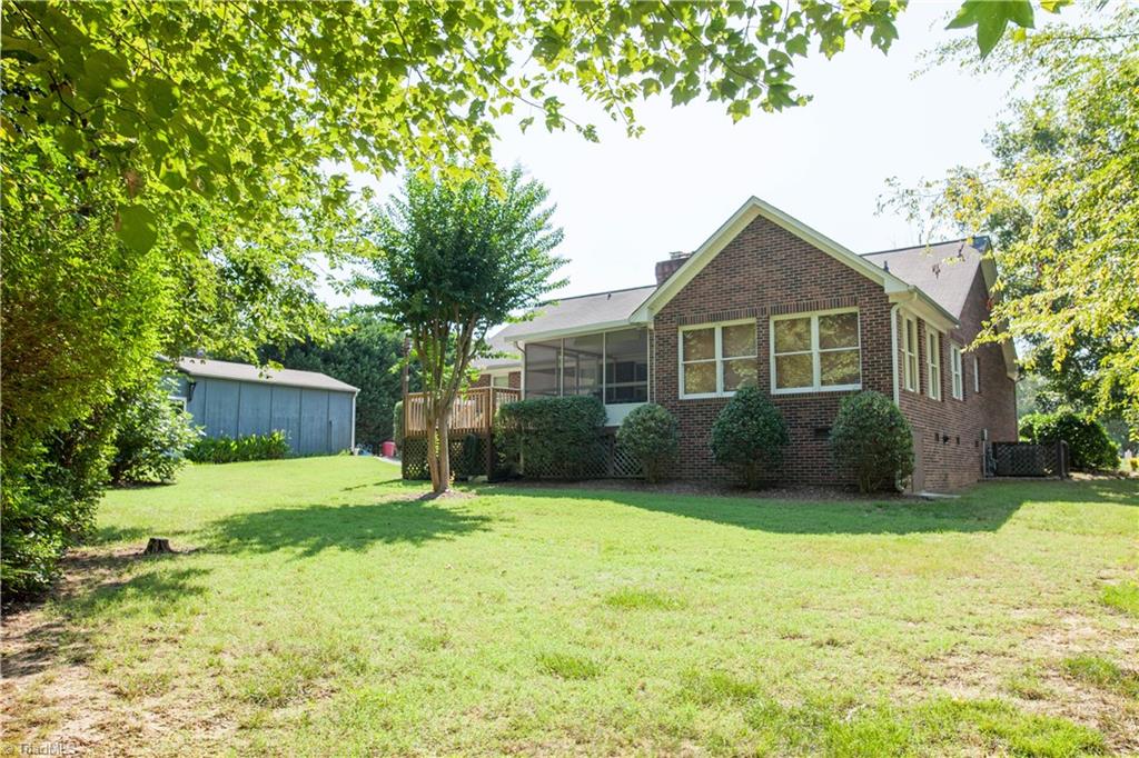 721 Guilford Road Jamestown, NC 27282 - Photo 6 of 29 Gallery Image 6