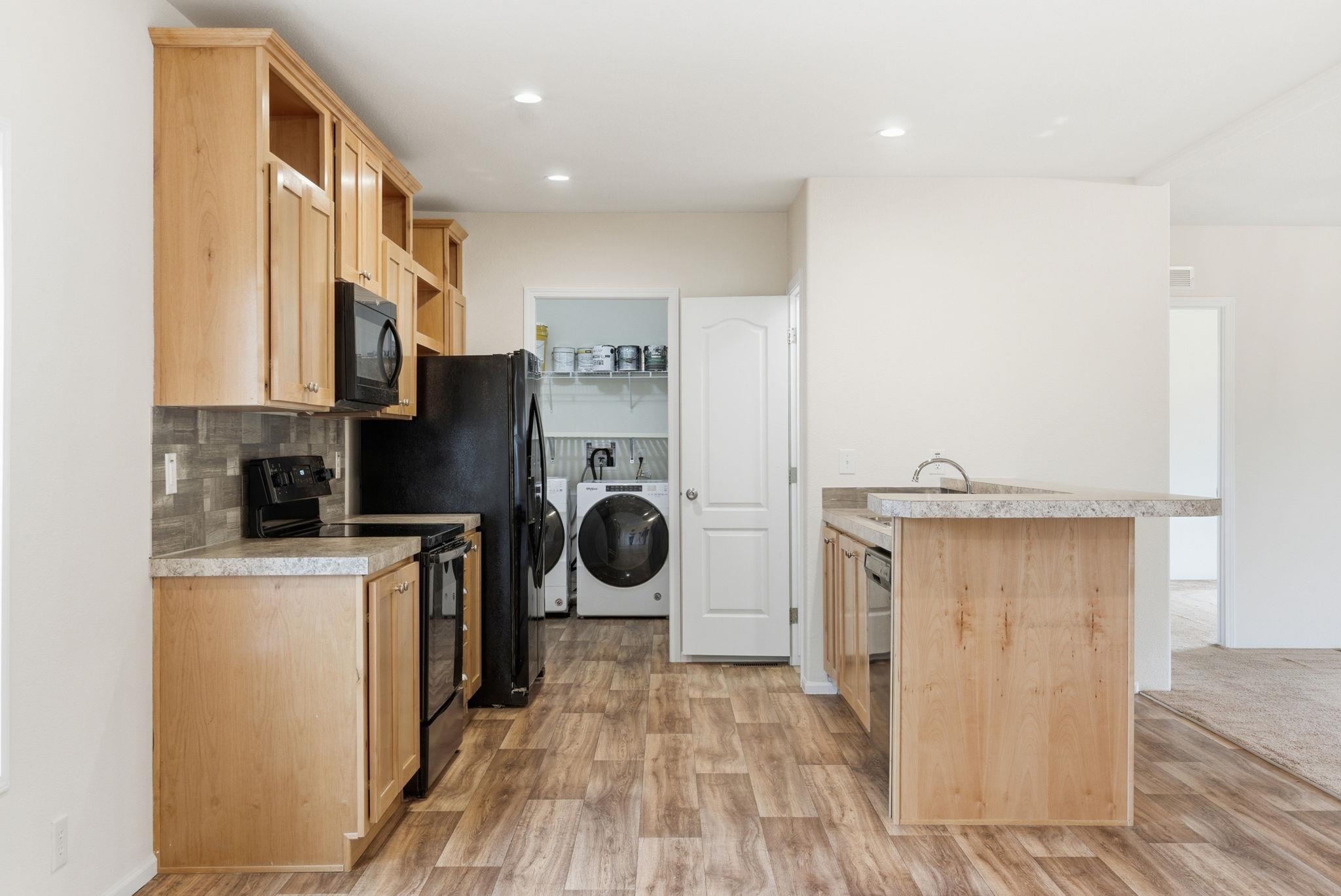 10510 West Richland Road, Unit 129 Cheney, WA 99004 - Photo 11 of 43