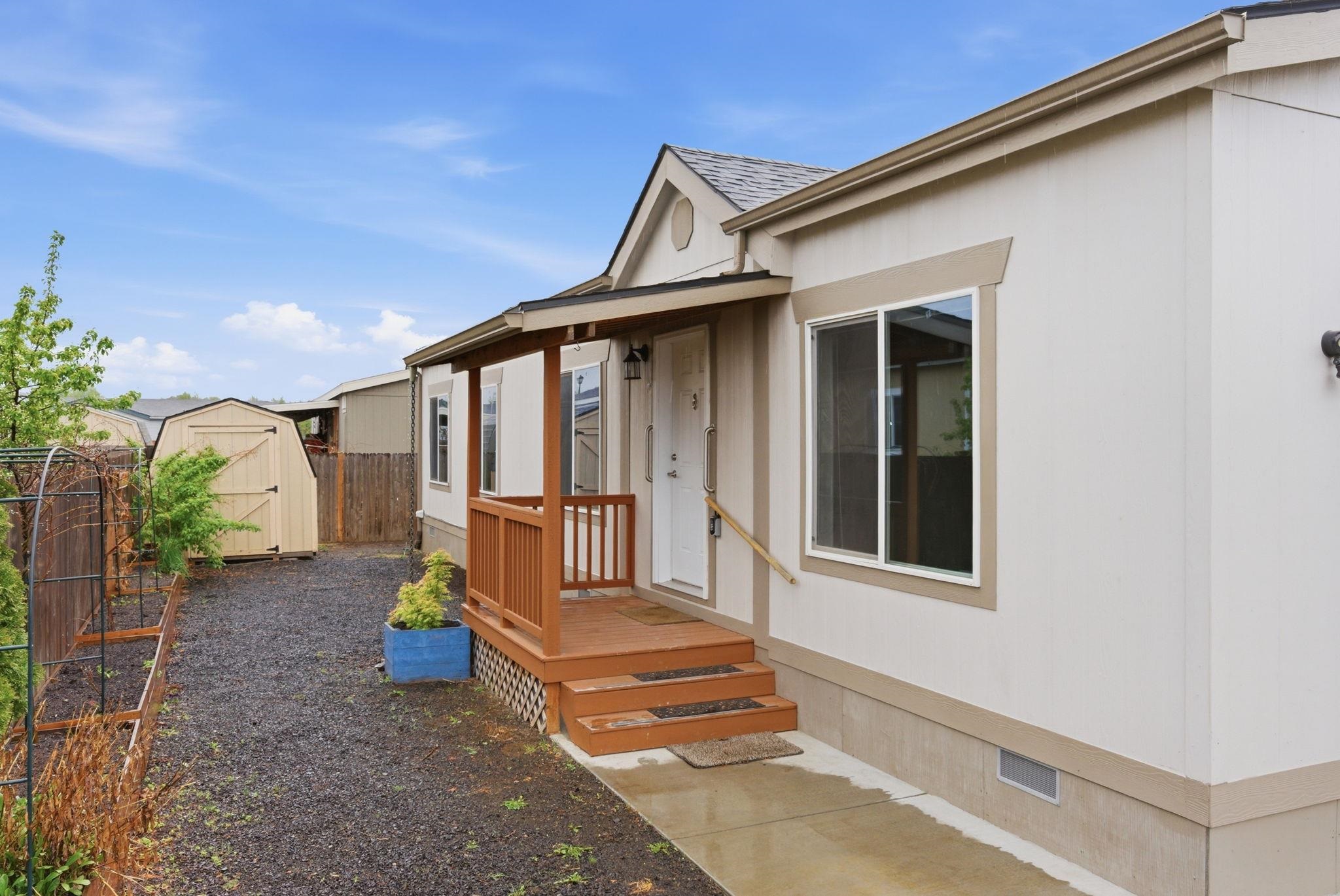 10510 West Richland Road, Unit 129 Cheney, WA 99004 - Photo 3 of 43