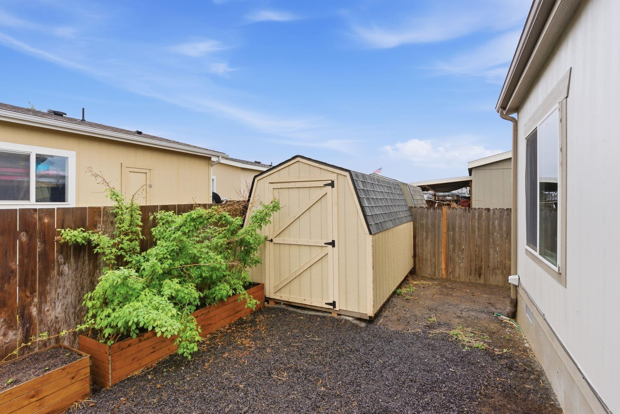10510 West Richland Road, Unit 129 Cheney, WA 99004 - Photo 39 of 43