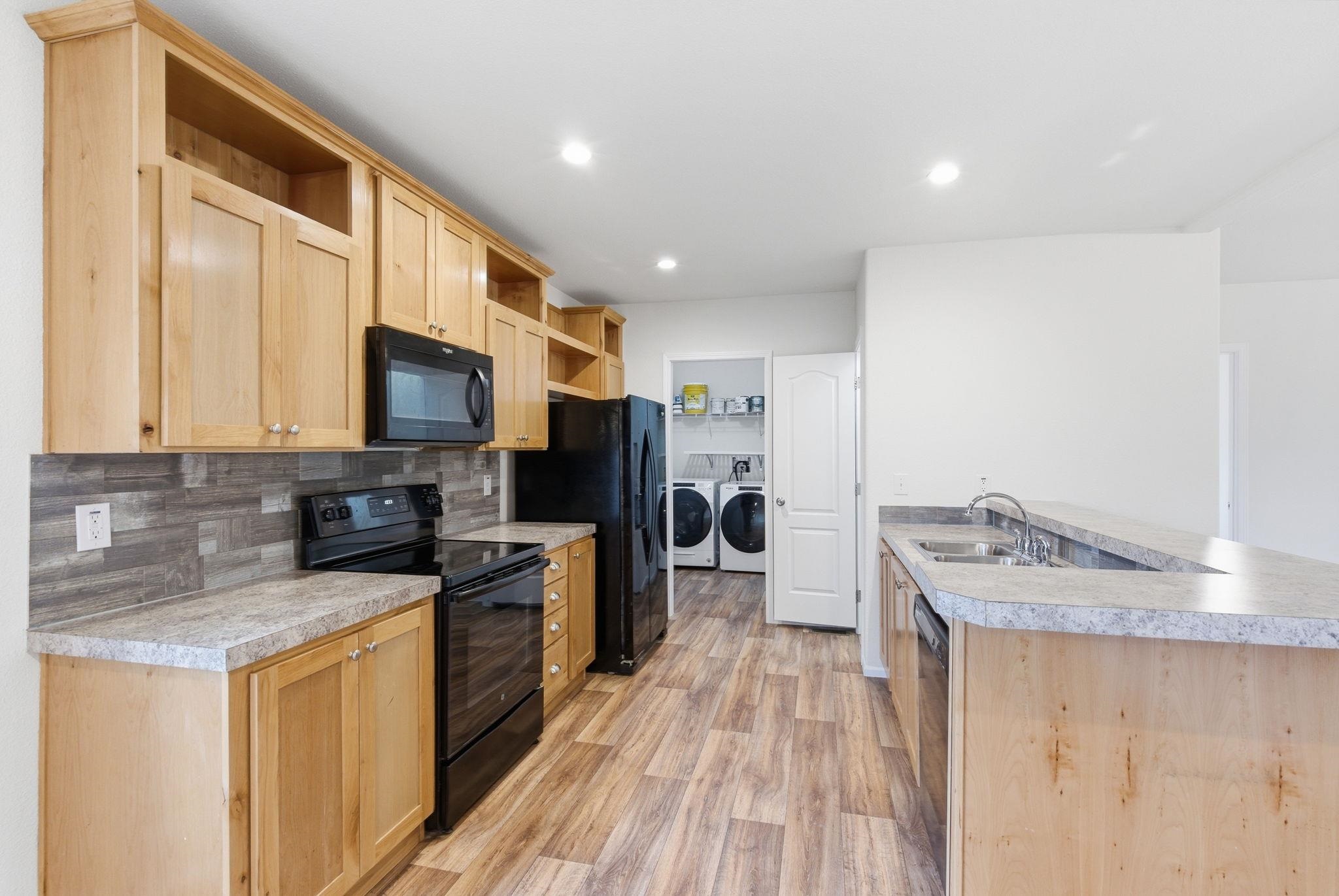10510 West Richland Road, Unit 129 Cheney, WA 99004 - Photo 9 of 43