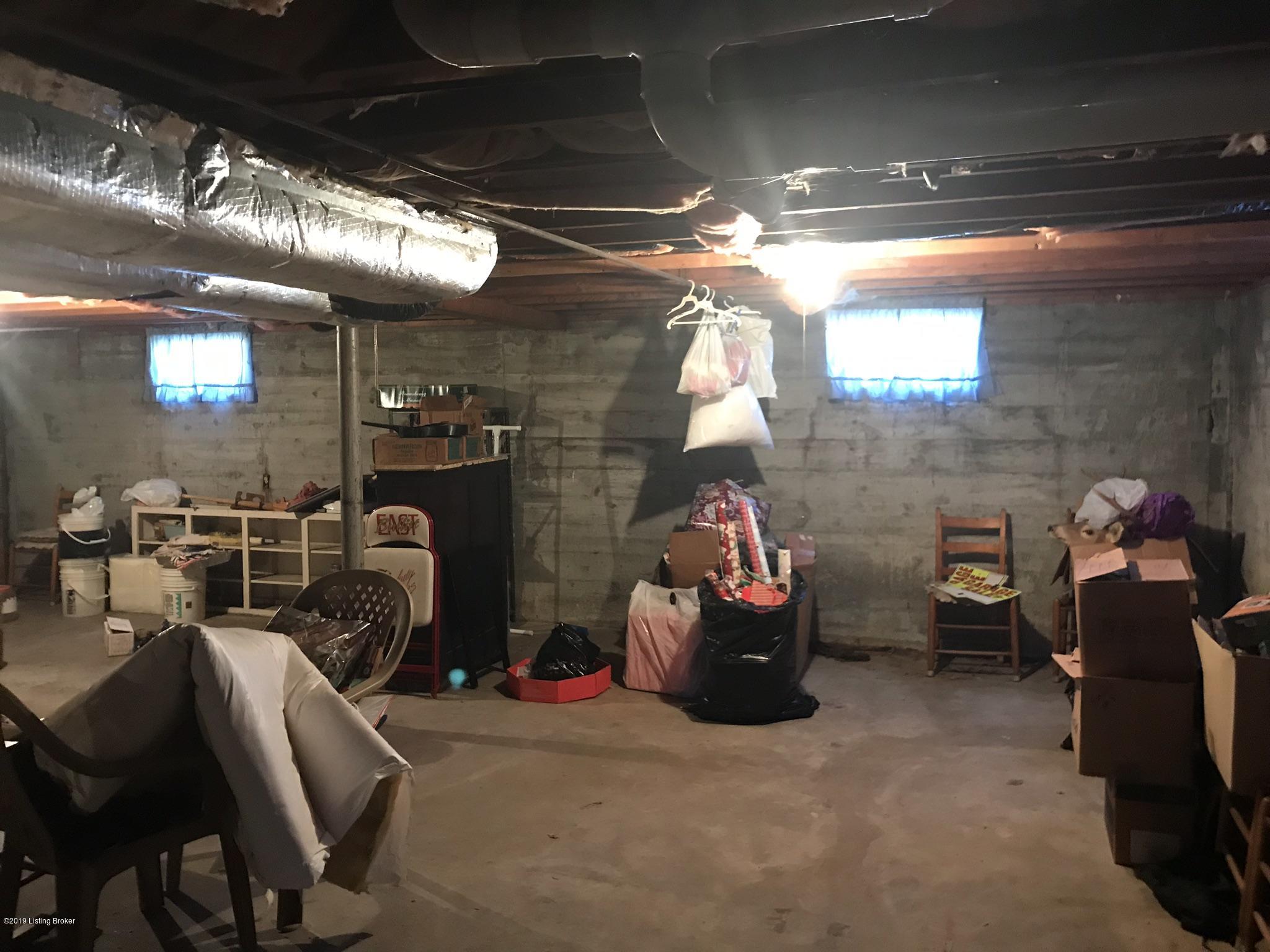 2052 Stringer Lane Mount Washington, KY 40047 - Photo 27 of 41 Basement 2