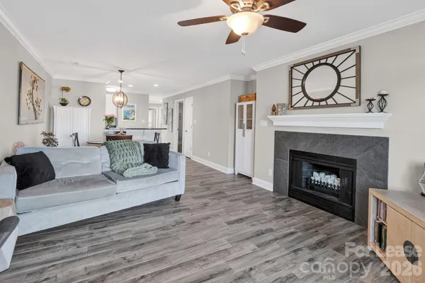 $2,800 | 18695 Vineyard Point Lane, Cornelius, NC 28031