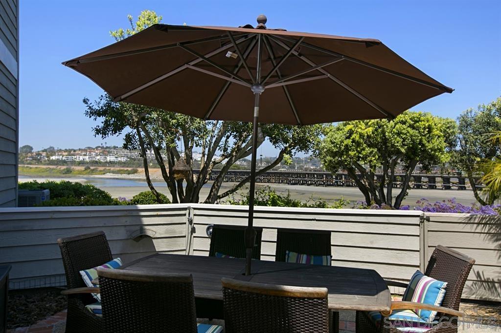 2923 Sandy Pointe, Unit 8 Del Mar, CA 92014 - Photo 2 of 23