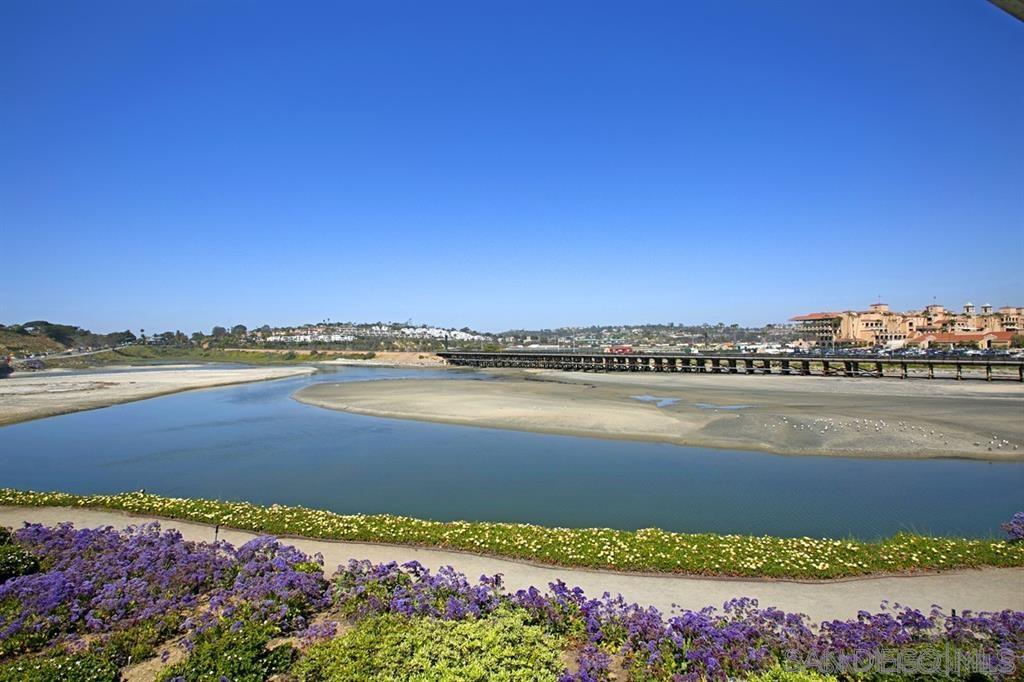 2923 Sandy Pointe, Unit 8 Del Mar, CA 92014 - Photo 20 of 23