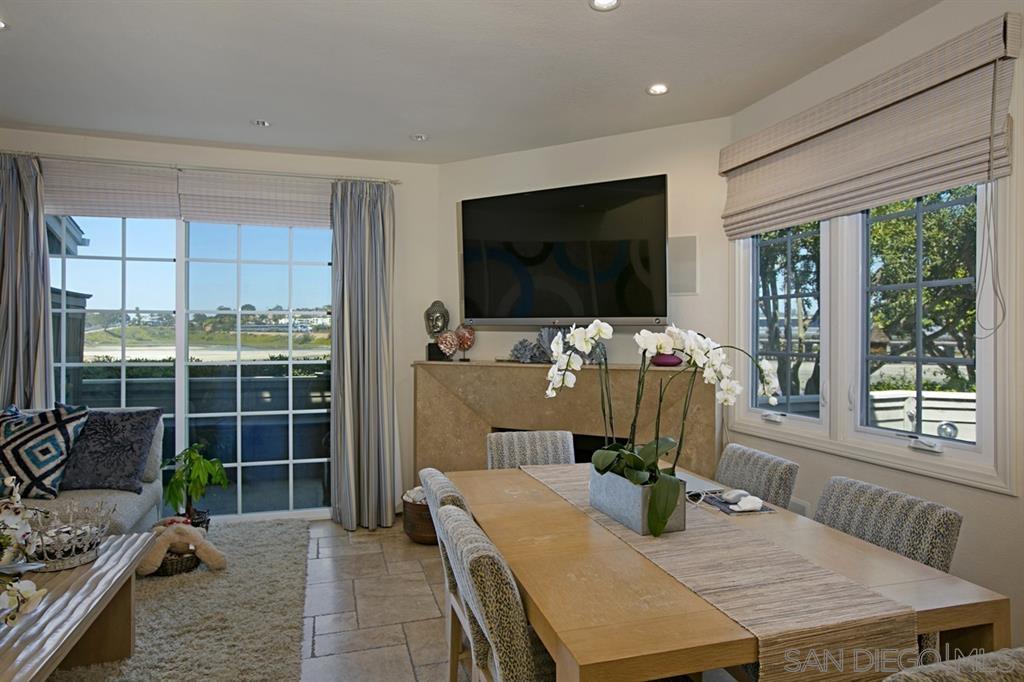 2923 Sandy Pointe, Unit 8 Del Mar, CA 92014 - Photo 6 of 23