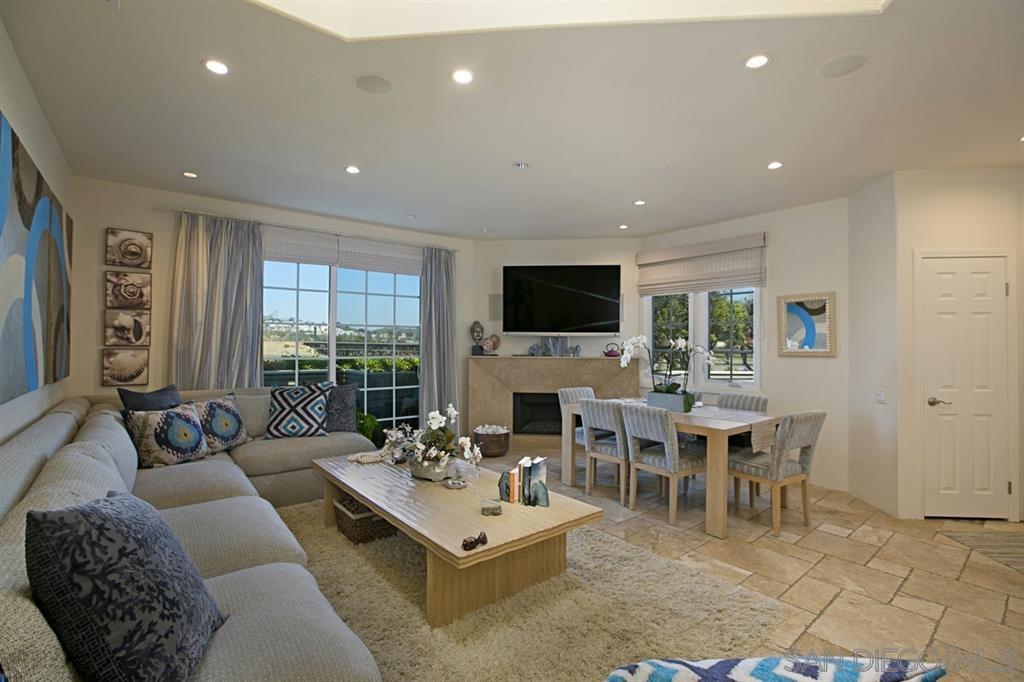 2923 Sandy Pointe, Unit 8 Del Mar, CA 92014 - Photo 9 of 23
