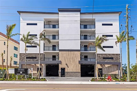 $2,725,000 | 14048 Gulf Boulevard, Unit 302, Madeira Beach, FL 33708